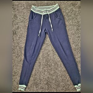 Women's joggers